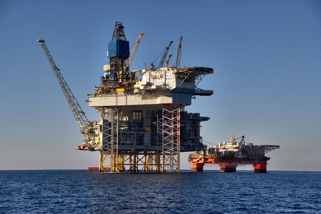Oil and gas offshore platform